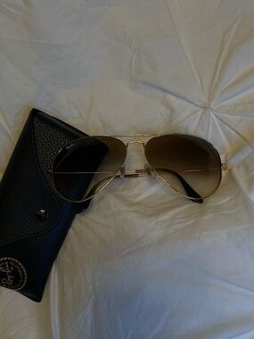 Ray Bans Gold Frame Sunglasses